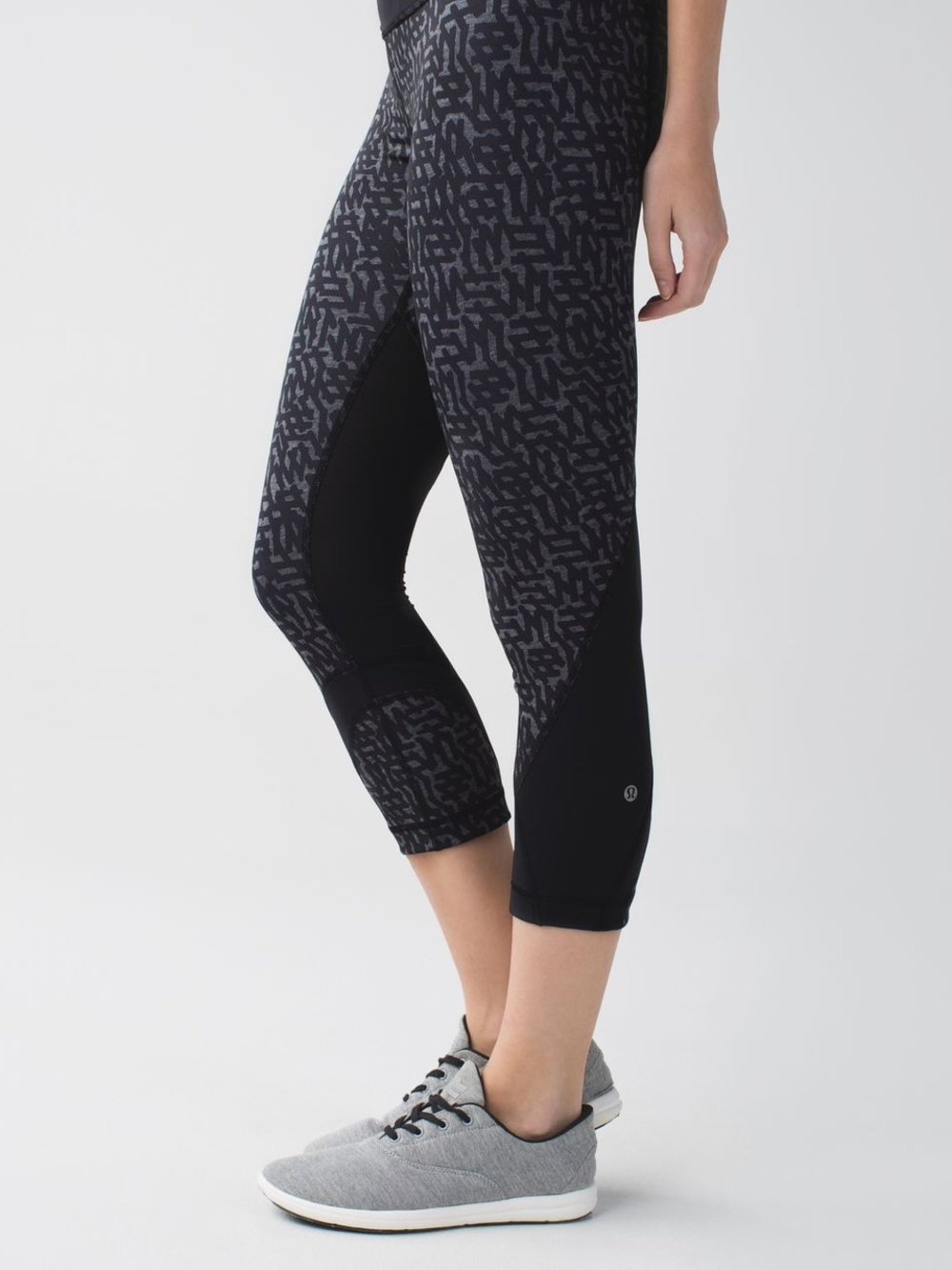 Lululemon Run: Inspire Crop II *Full-On Luxtreme *Block-It Pocket